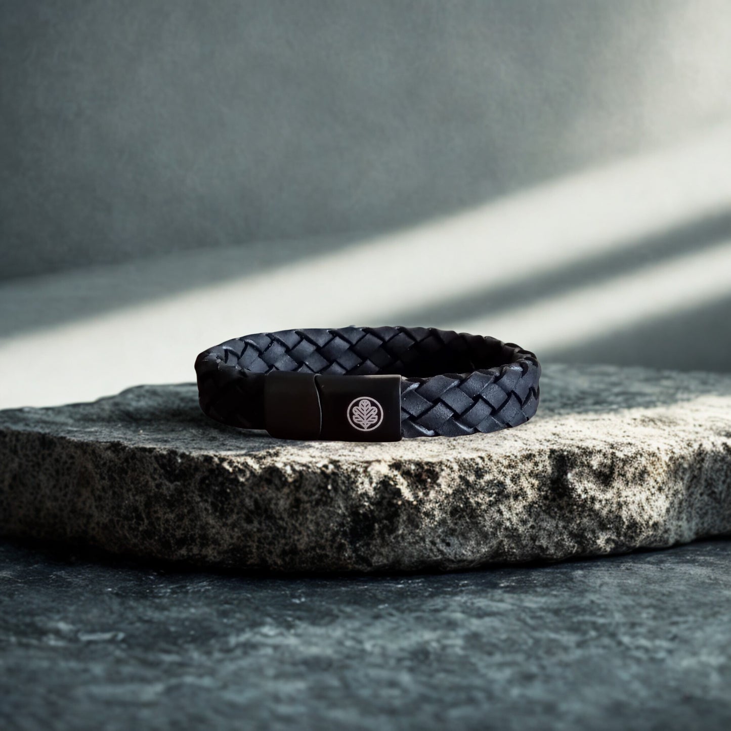 Iron & Oak Amsterdam - Tradição Trançada (Preto)