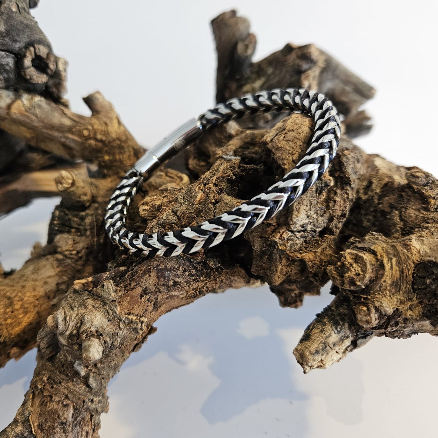 Iron & Oak Amsterdam - Steel Weave - Silver Contrast