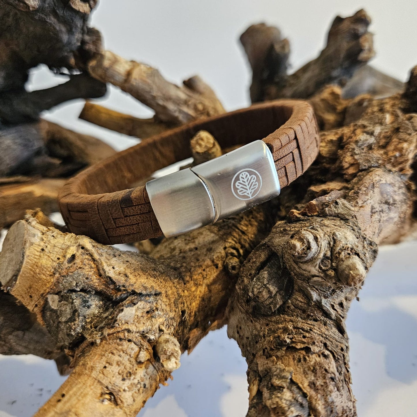 Iron & Oak Amsterdam - Brasão Tecido (Castanho)