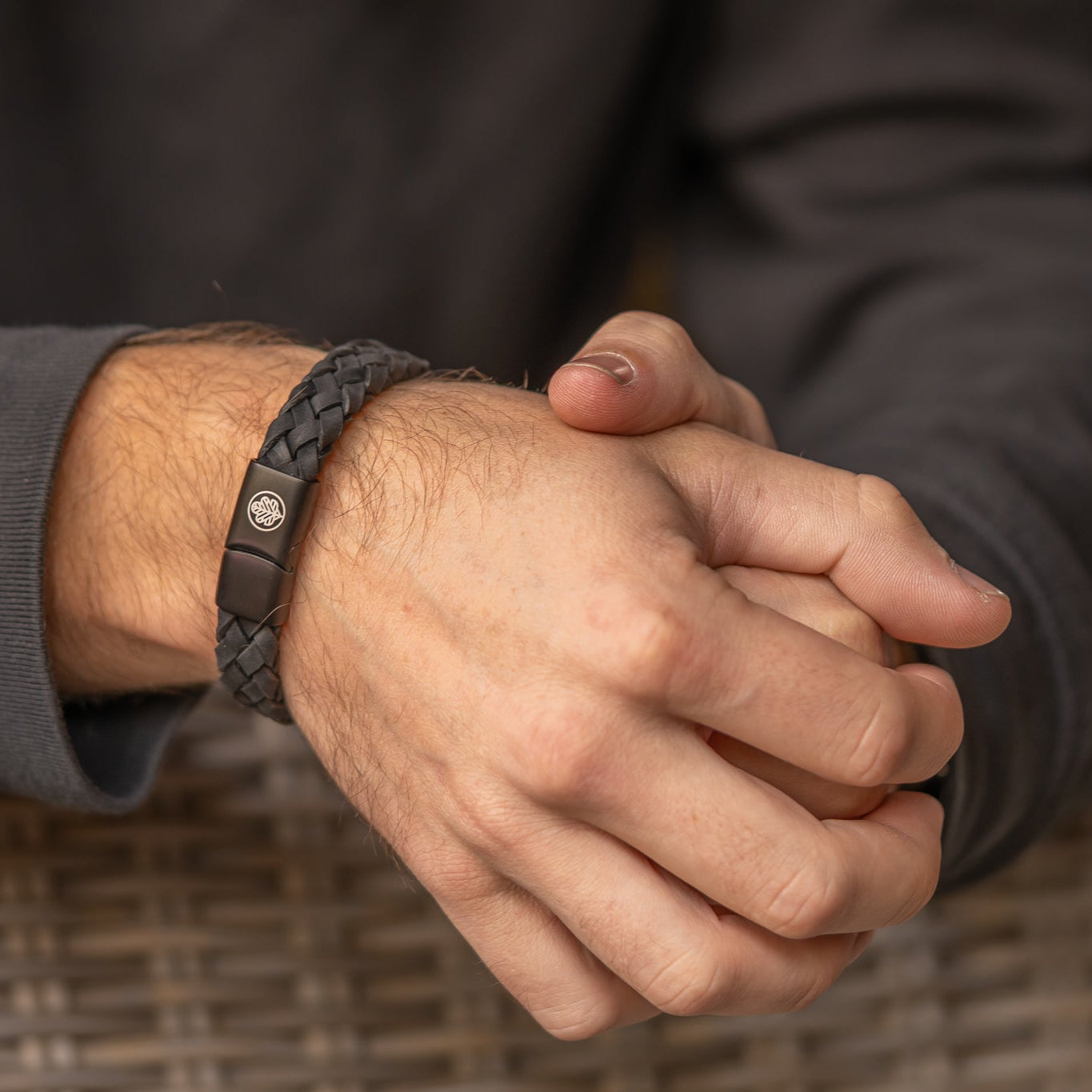 Iron & Oak Amsterdam - Braided Legacy (Black)